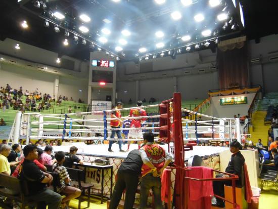 Lumpinee Boks Stadyumu